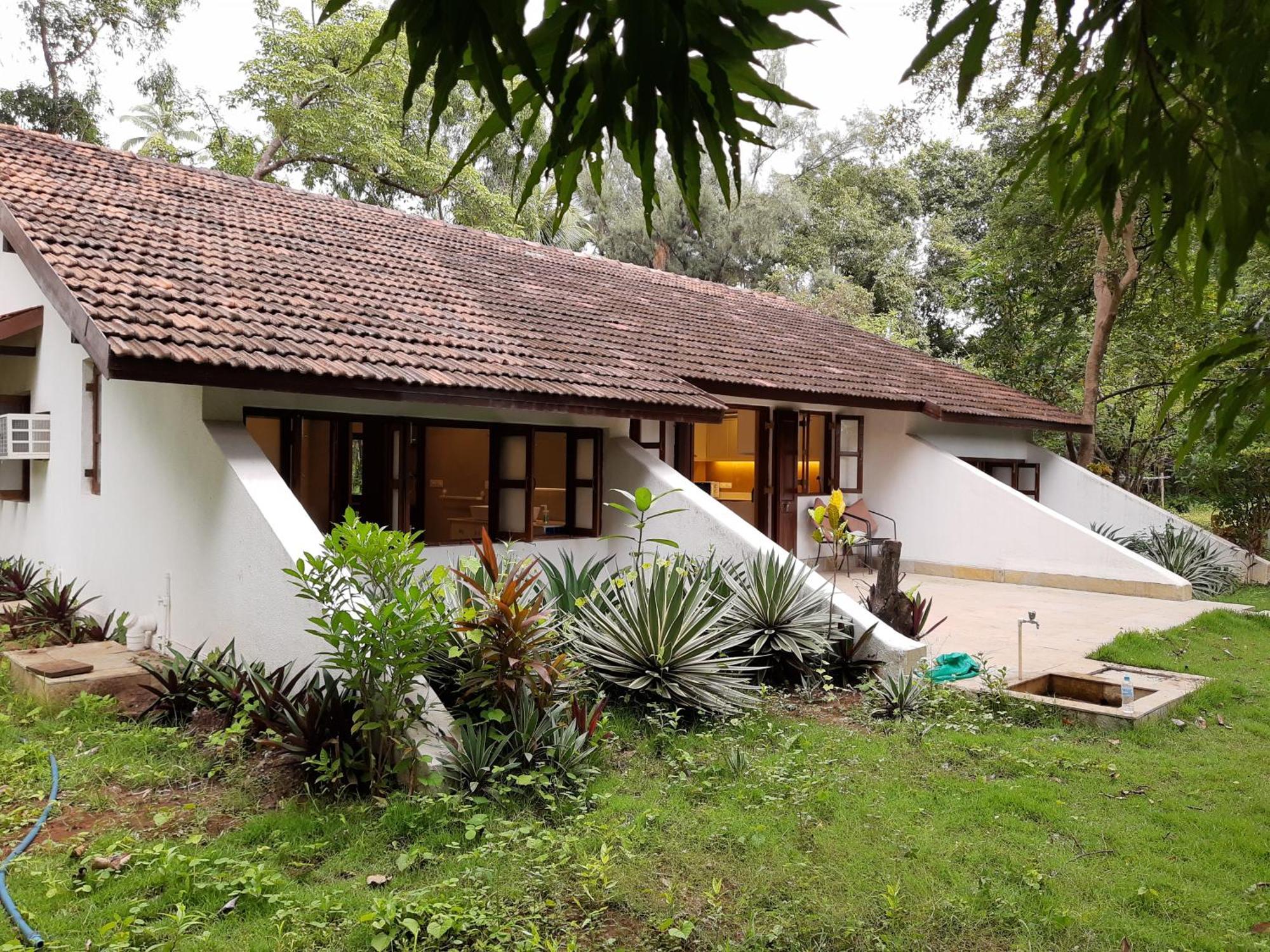 Banyan House - Luxurious 4 Bedroom Villa On One Acre, Near The Beach Nagaon  Kültér fotó