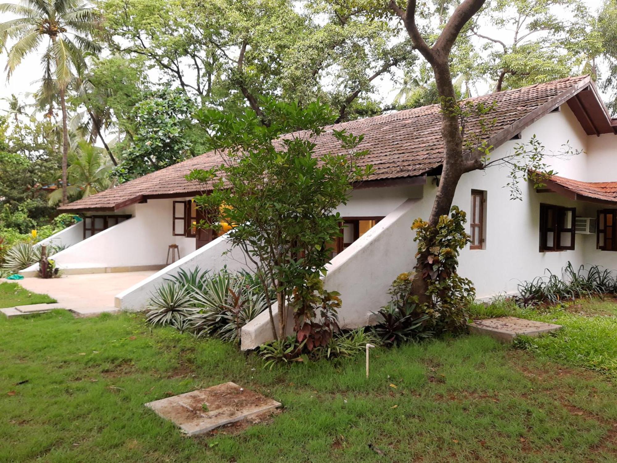 Banyan House - Luxurious 4 Bedroom Villa On One Acre, Near The Beach Nagaon  Kültér fotó